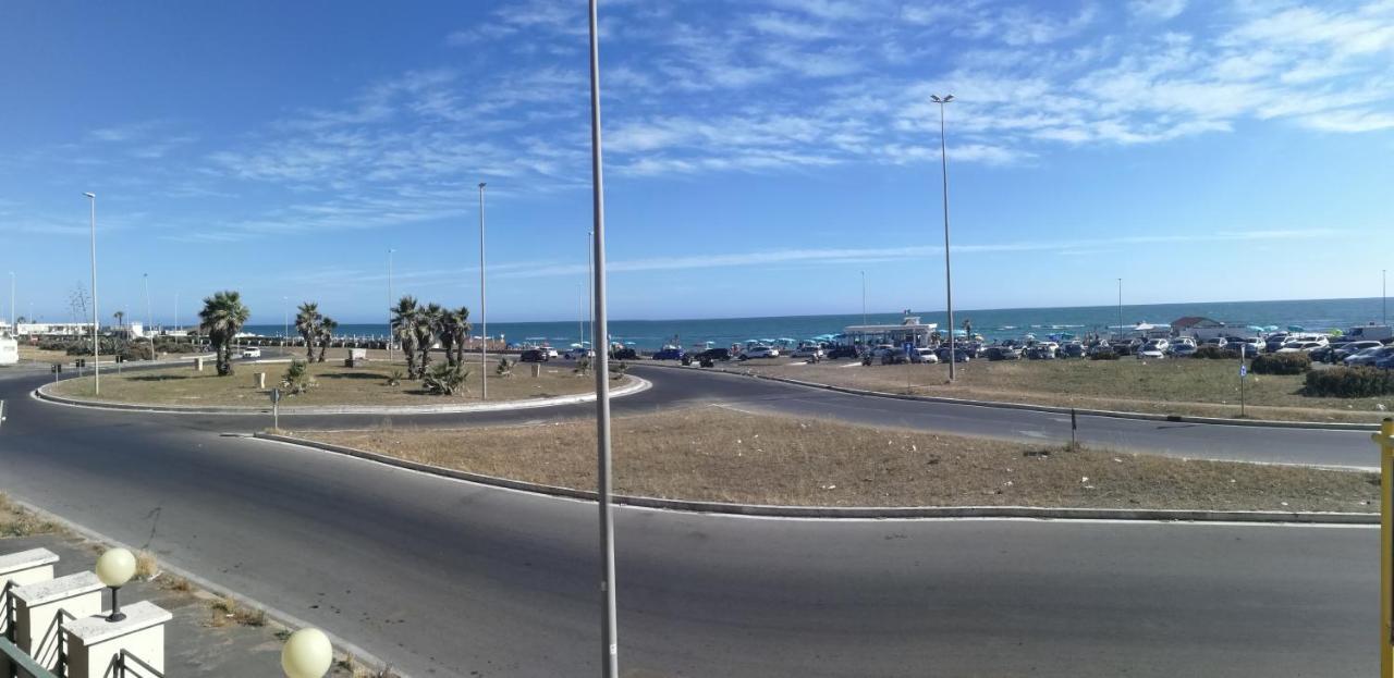 Mare Di Roma Villa Lido di Ostia Luaran gambar