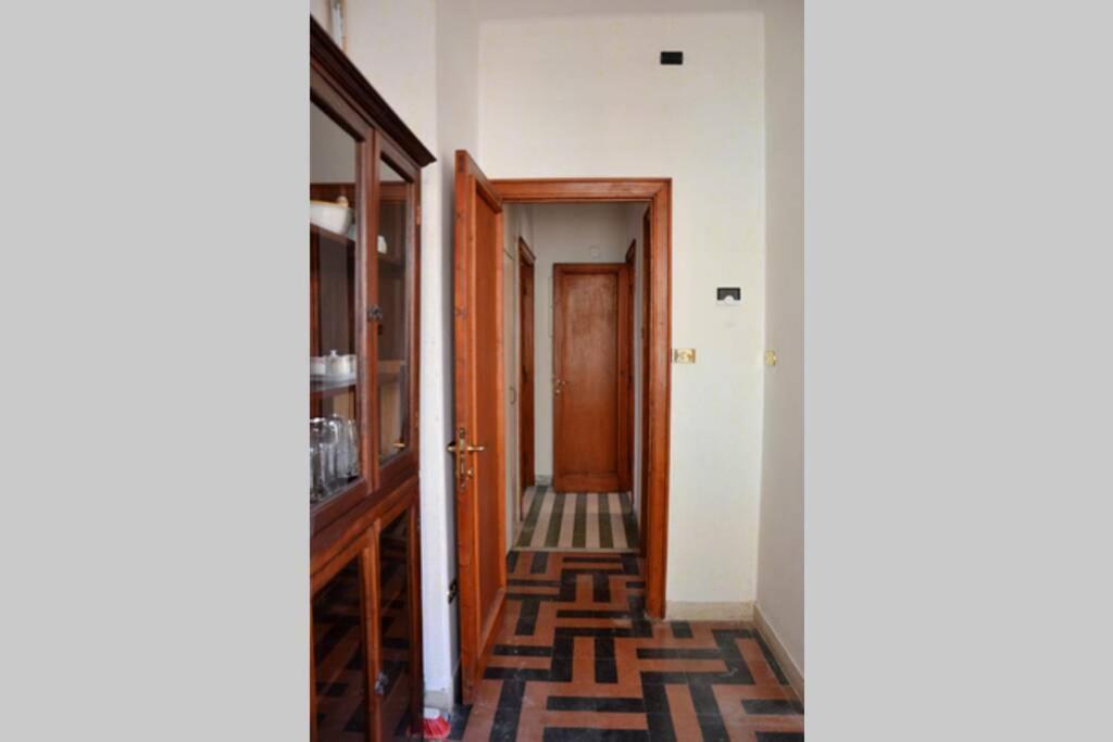 Mare Di Roma Villa Lido di Ostia Luaran gambar